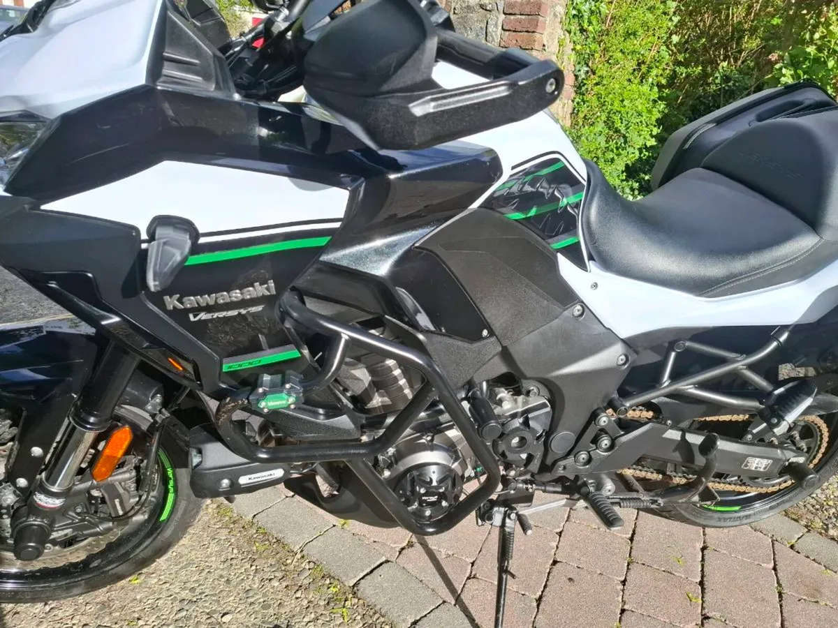 Motorcycle - Image 4