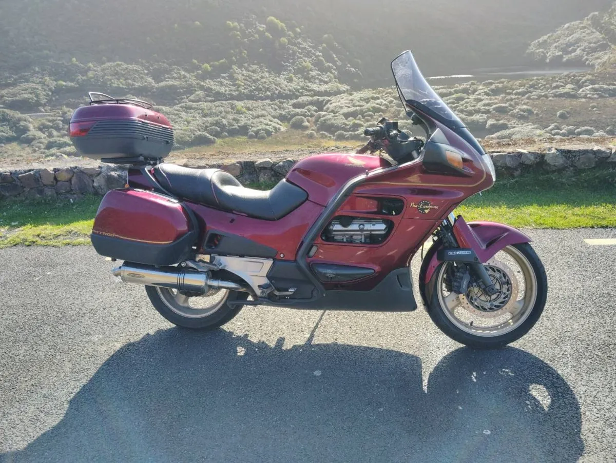 2001 Honda Pan ST 1100 - Image 4