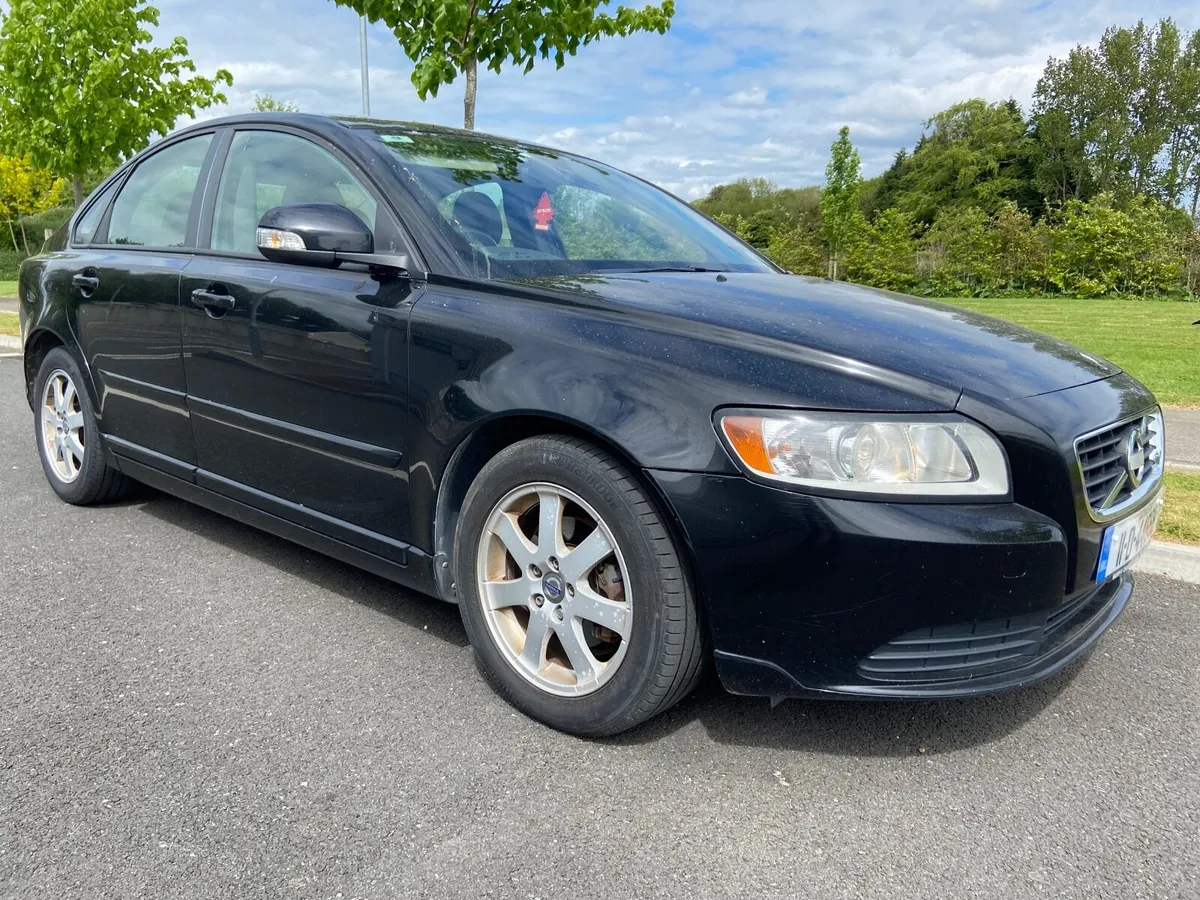 2011 Volvo S40 - Image 1