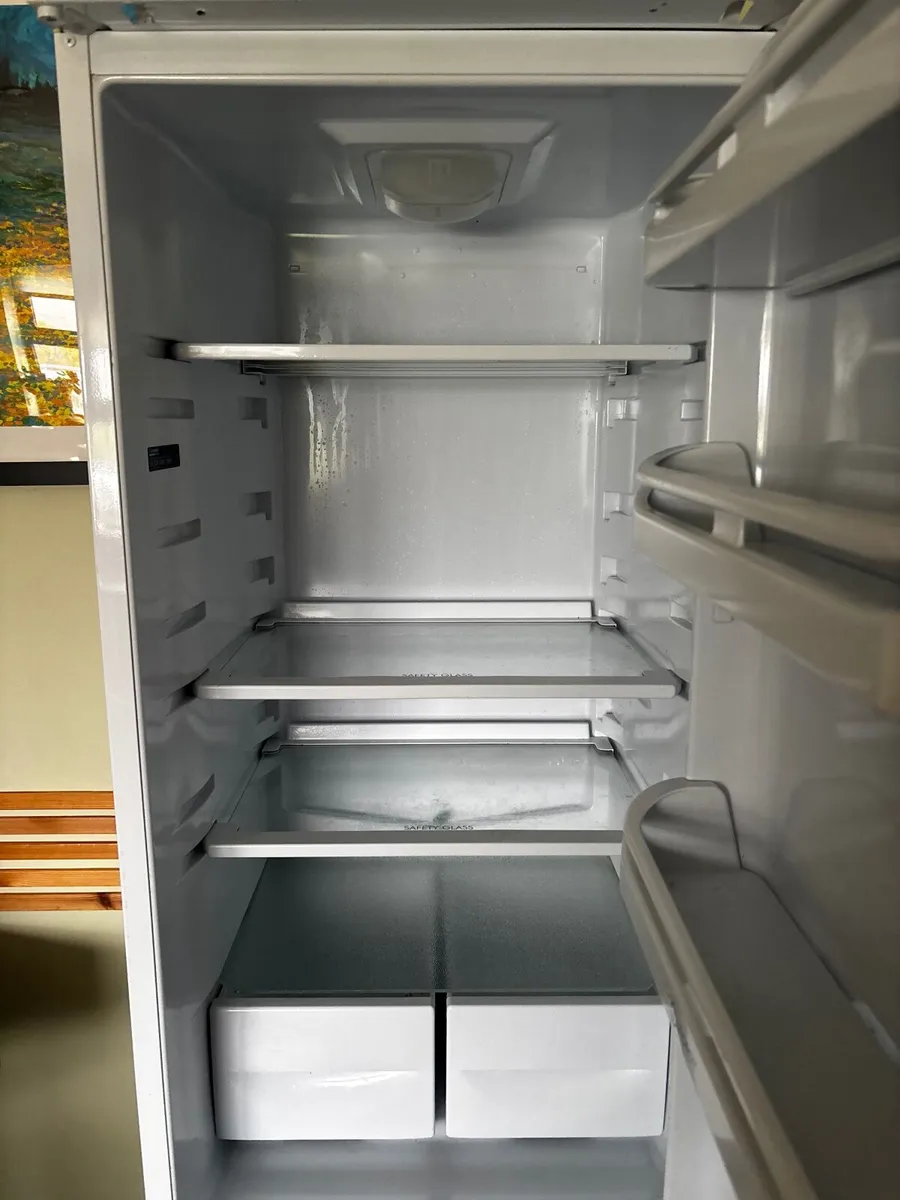Fridge and double oven - Image 3