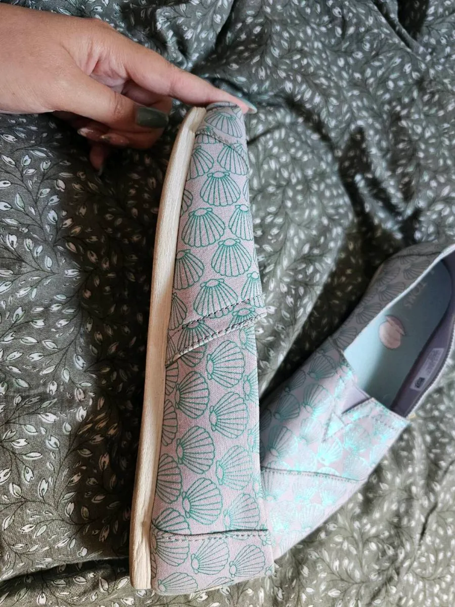 Toms shoese - Image 3