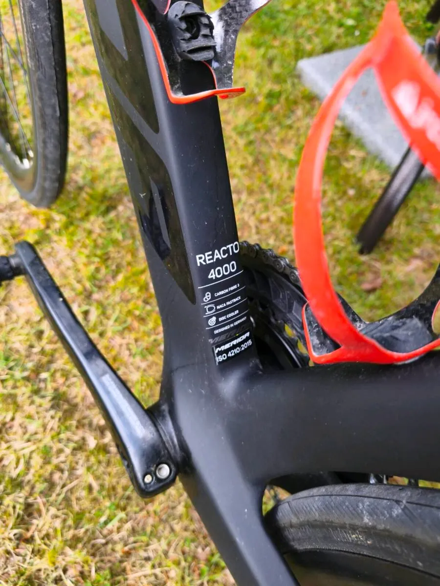 Merida Reacto 4000 Carbon Aero Road Bike – Shimano - Image 2