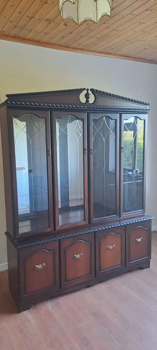 Furniture Rossmore display cabinet - Image 1
