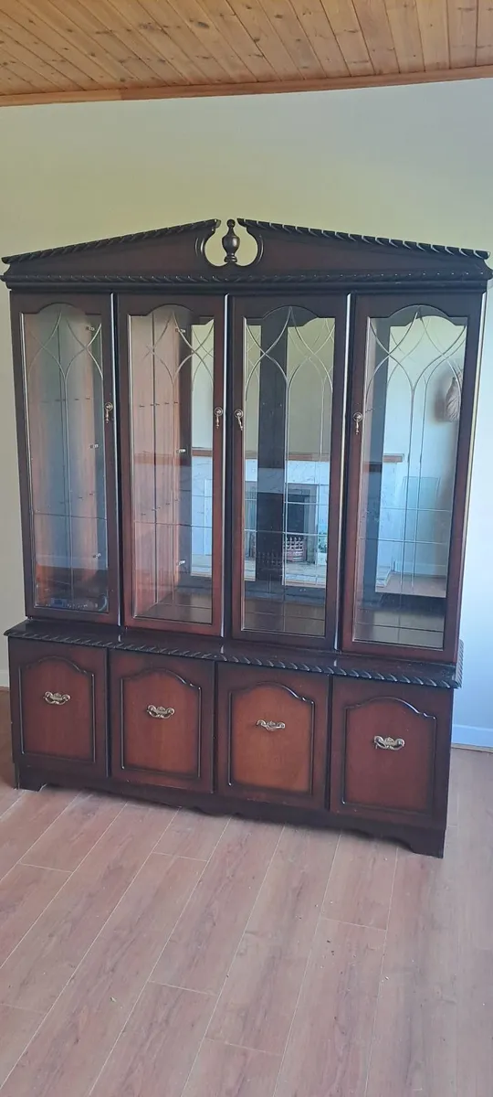 Furniture Rossmore display cabinet - Image 3
