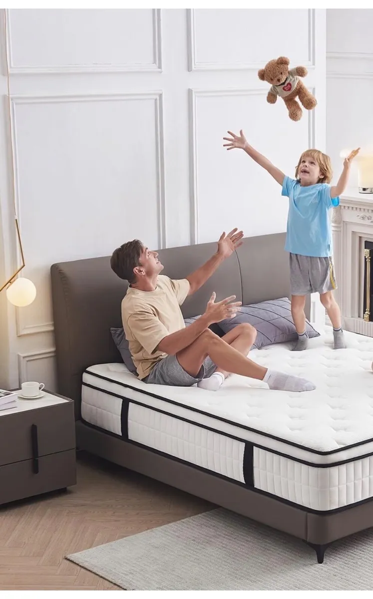 4FT Small Double Mattress, 10.2 INCH Medium Firm M - Image 2