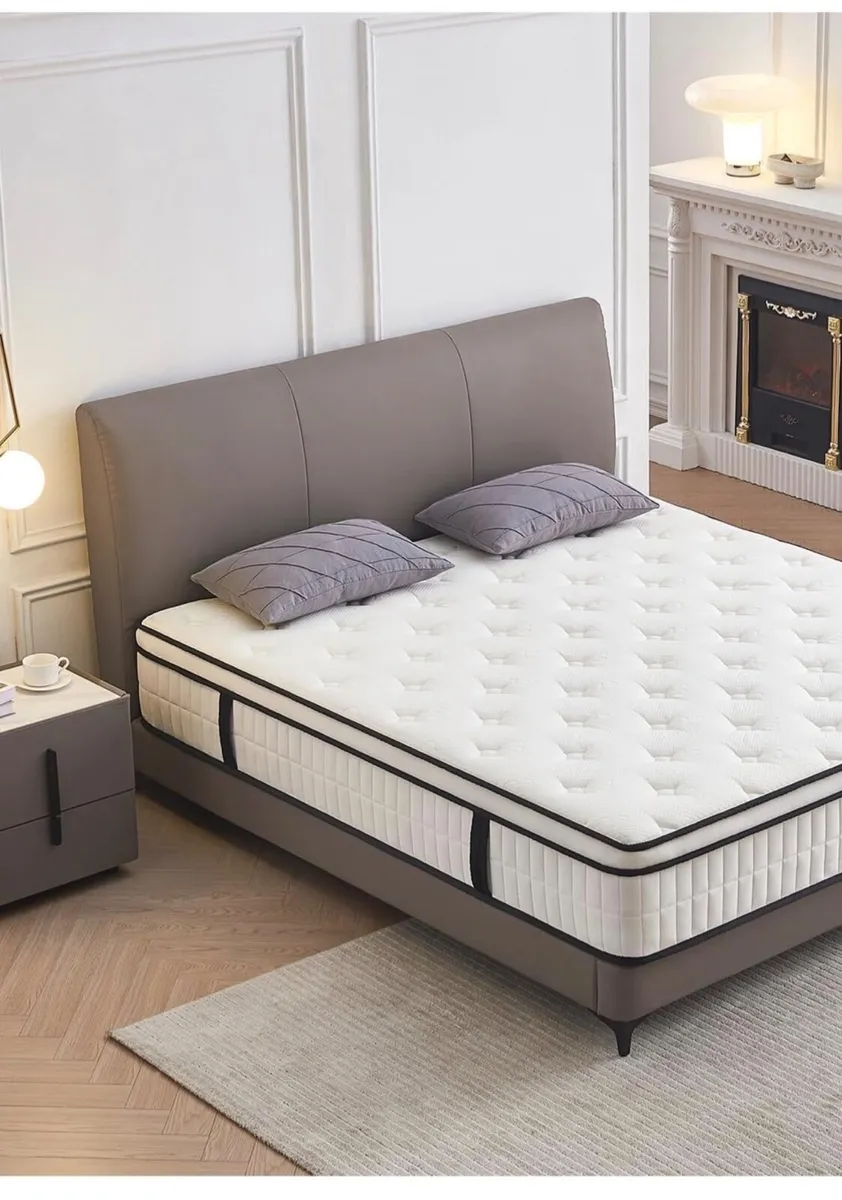 4FT Small Double Mattress, 10.2 INCH Medium Firm M - Image 1
