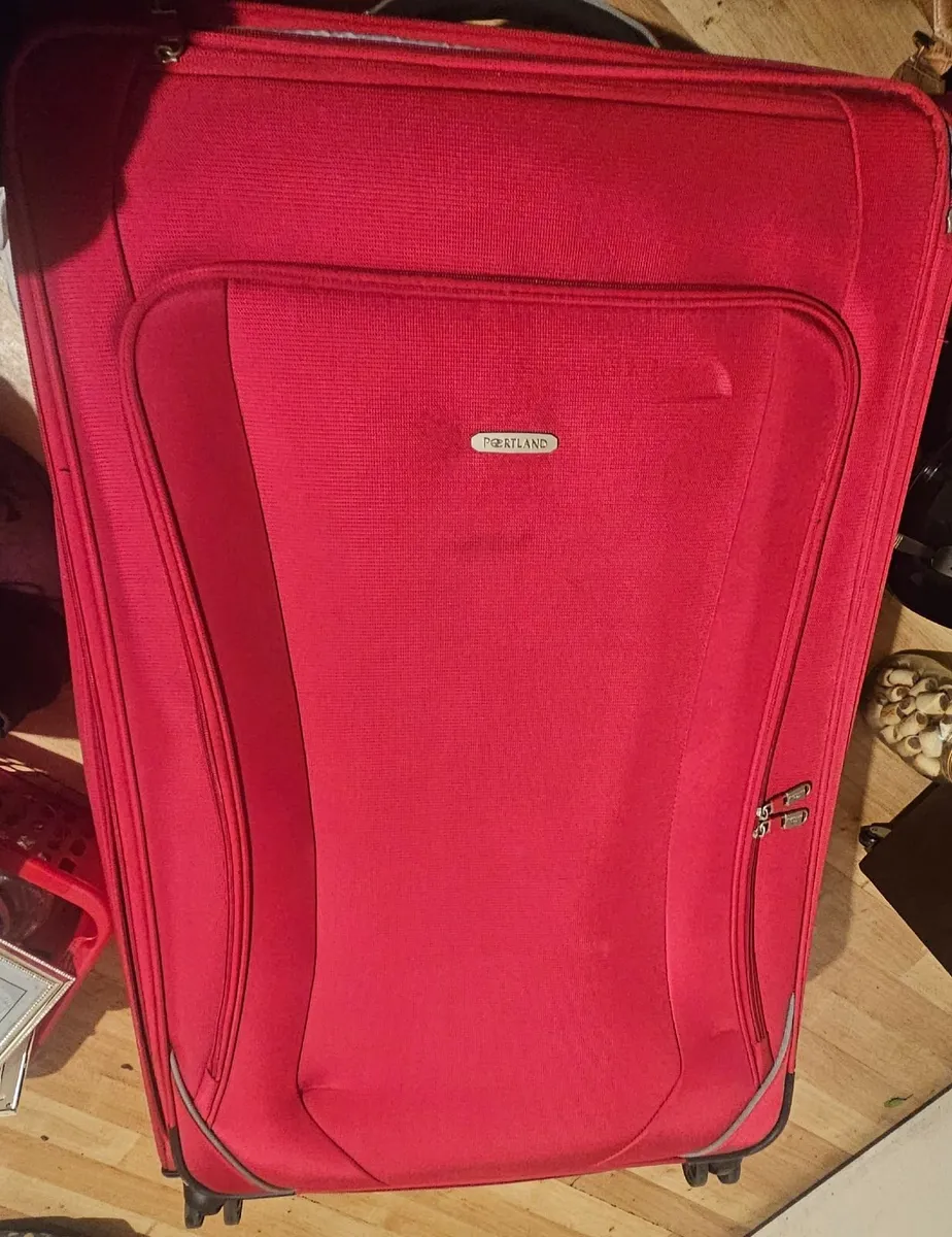 4 Extra Large Suitcases - Image 1