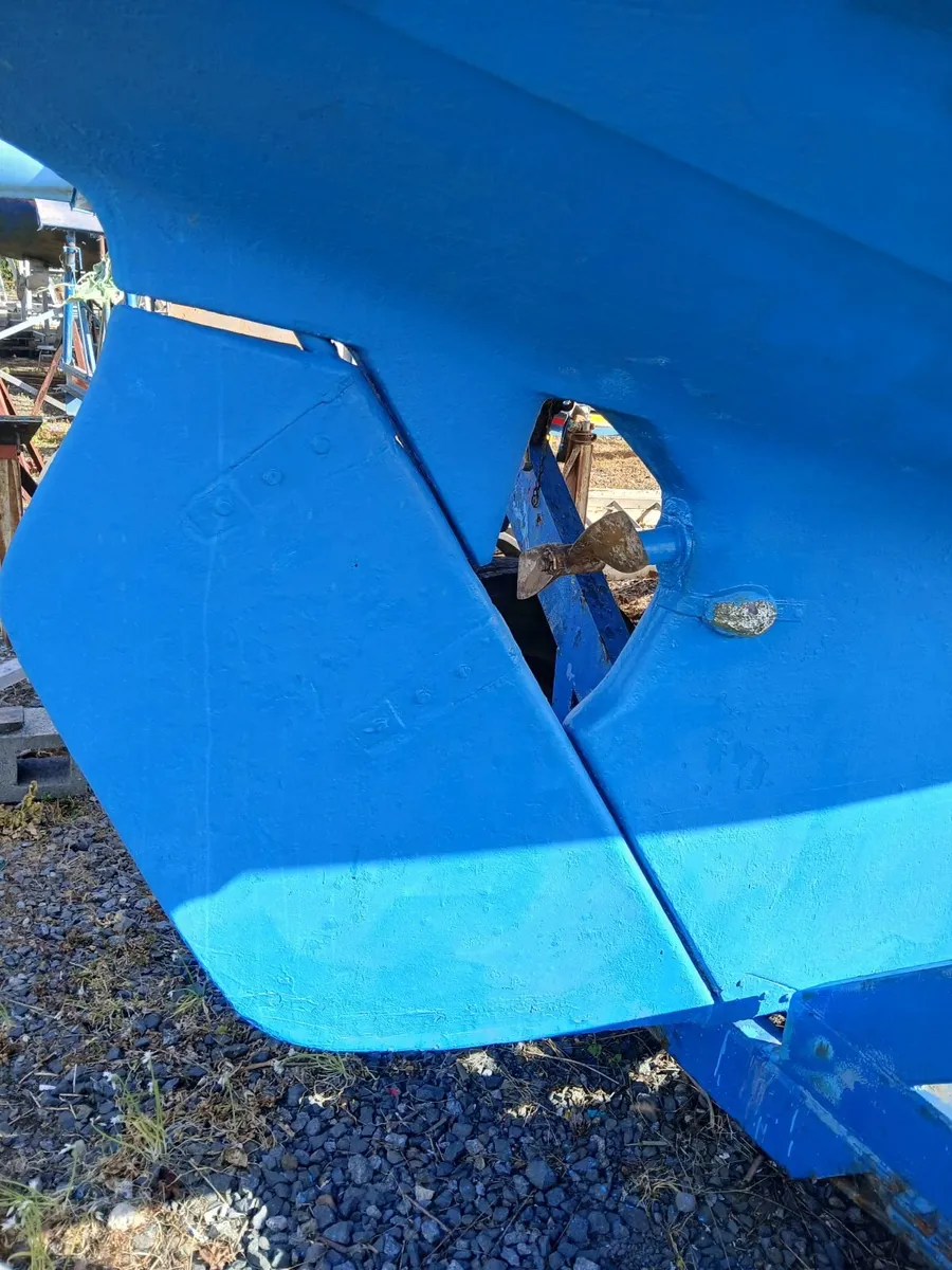 Sailing boat - Image 3