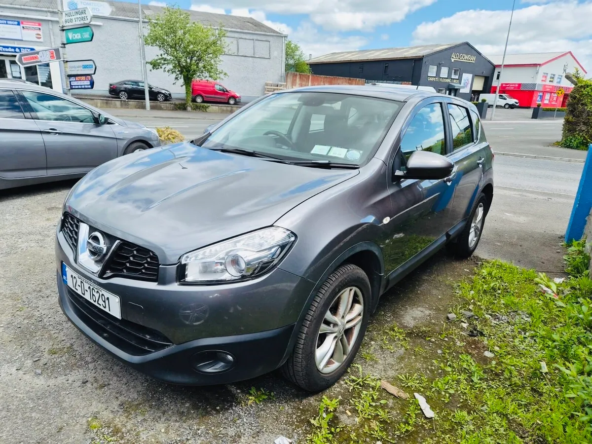 Nissan Qashqai Automatic 150km - Image 1