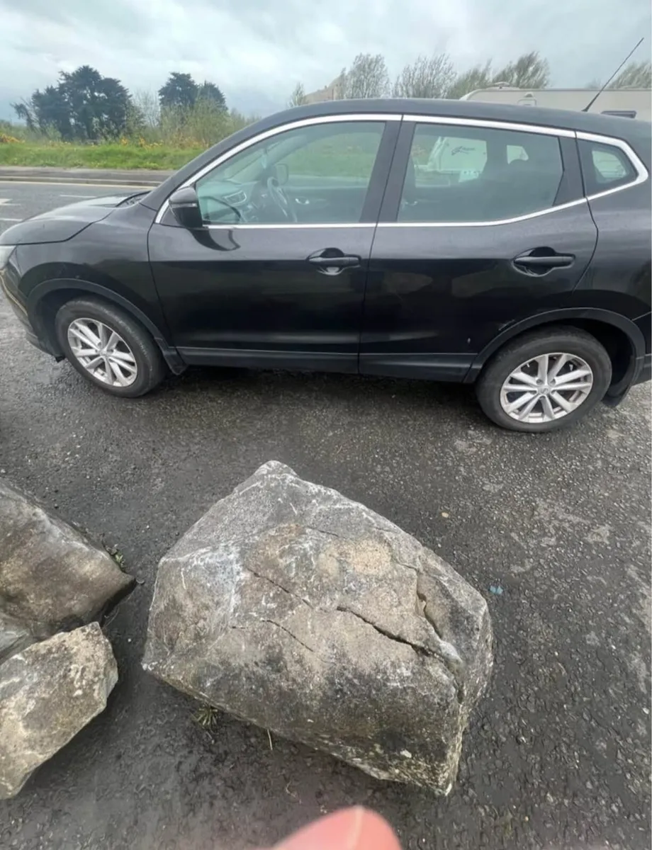 2015 Nissan Quashqui NEEDS ENGINE - Image 3