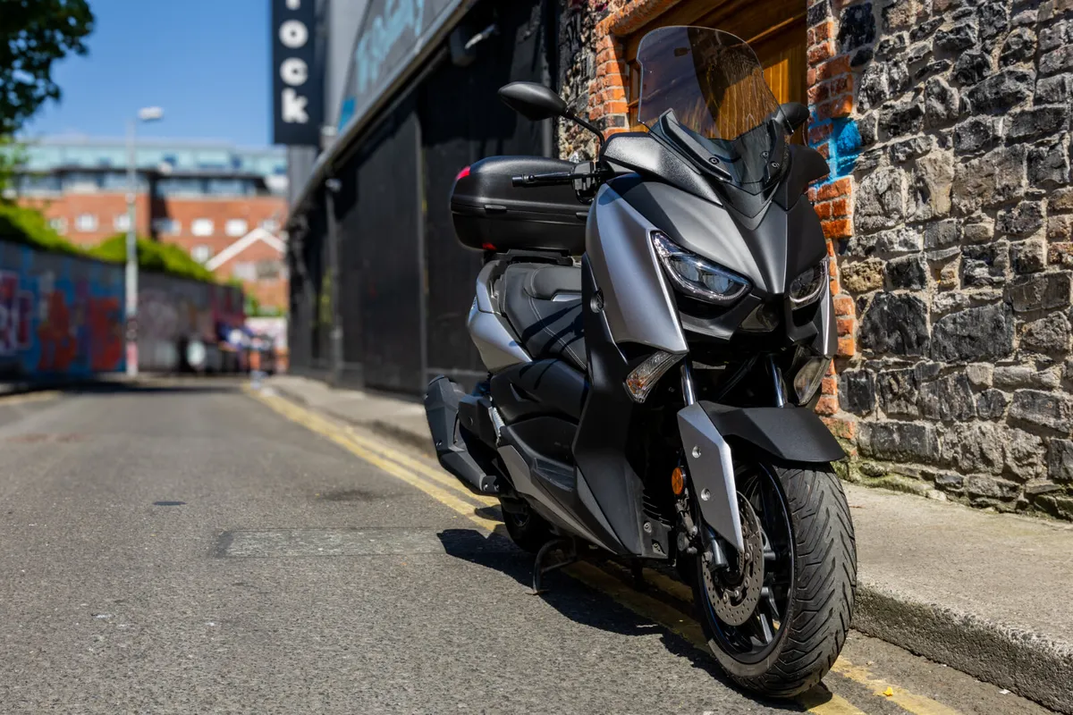Yamaha Xmax 400 - Image 3