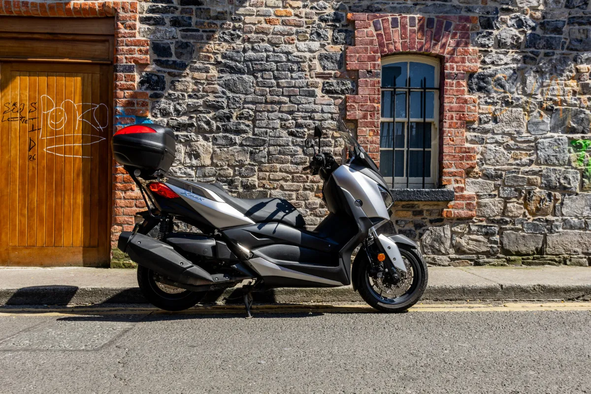 Yamaha Xmax 400 - Image 1