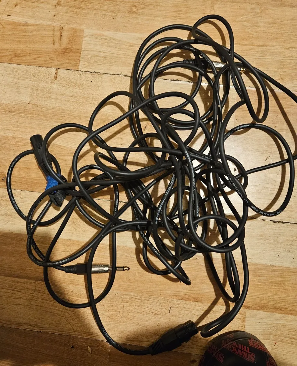 Mixed Lot of Audio Cables and Accessories - Image 3