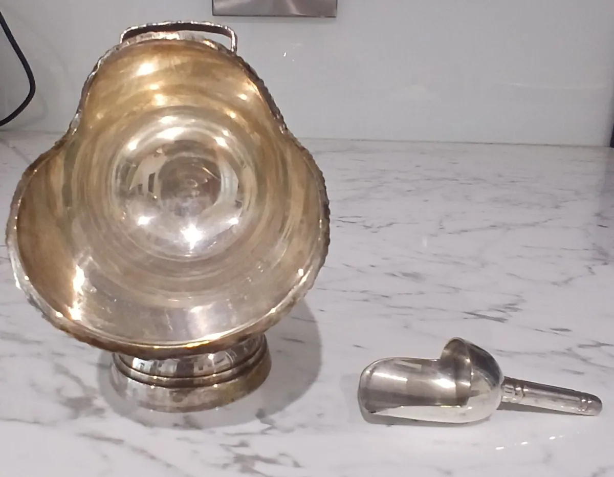 Silver Plated Scuttle Sugar bowl 1980s - Image 4