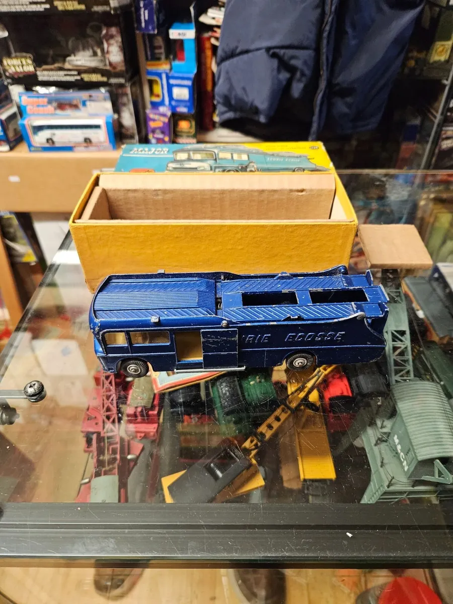 Corgi 1970's Racing Car Transporter - Image 4