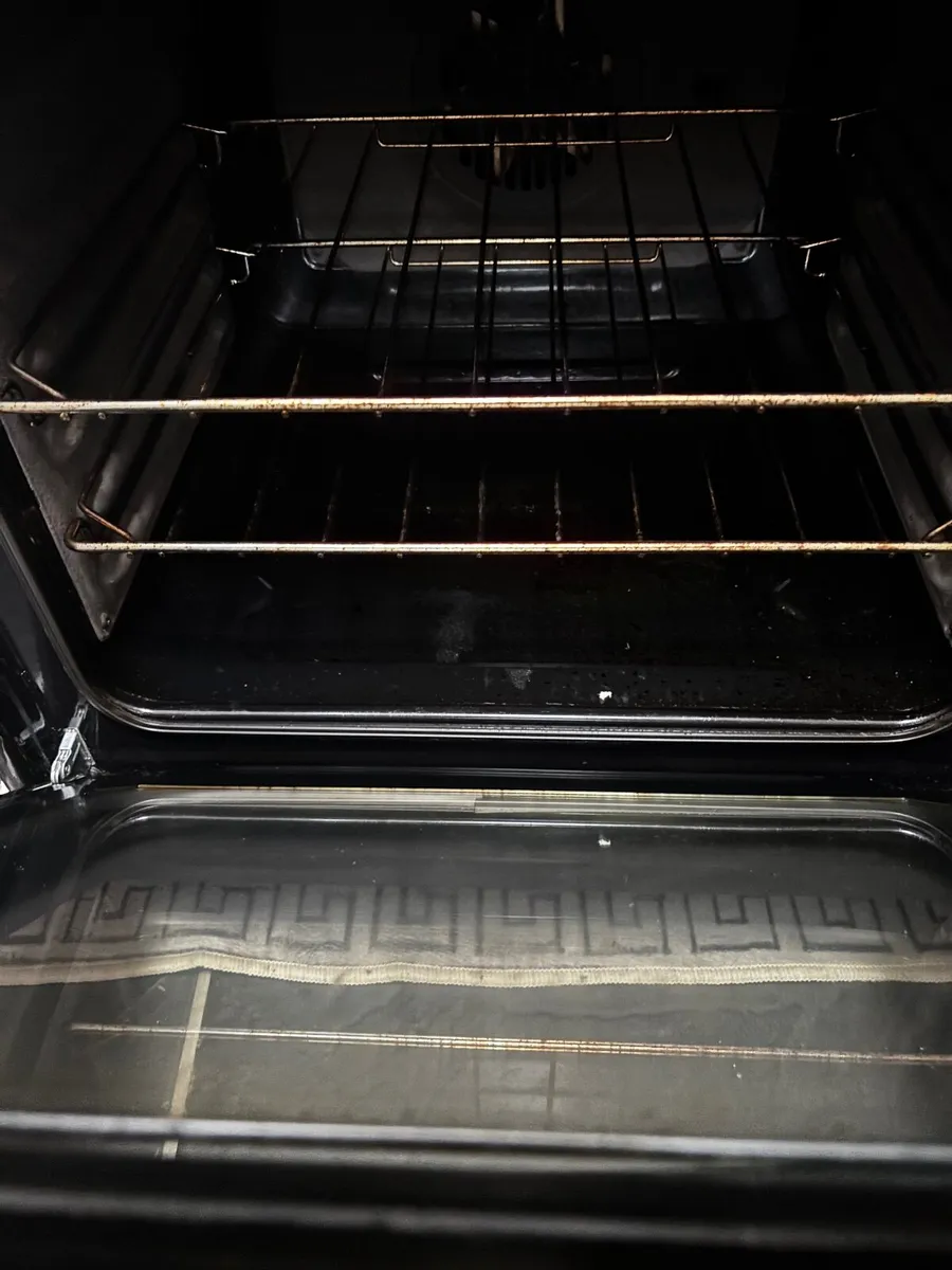 Double oven works perfectly - Image 2
