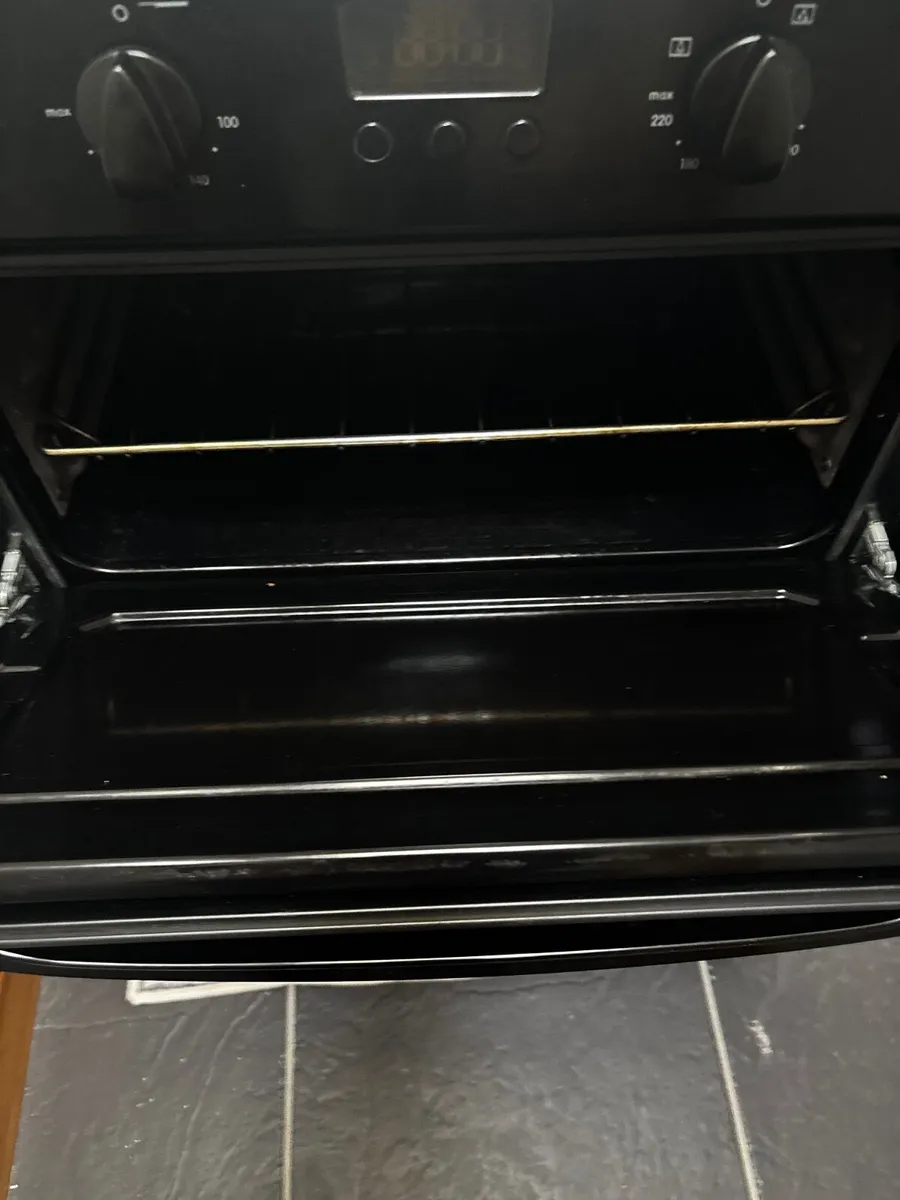 Double oven works perfectly - Image 3