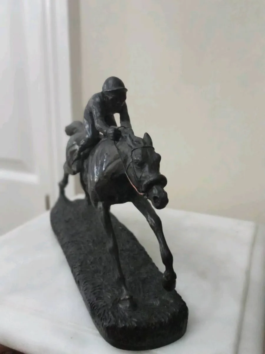 Genesis horse and jockey Postage available - Image 3
