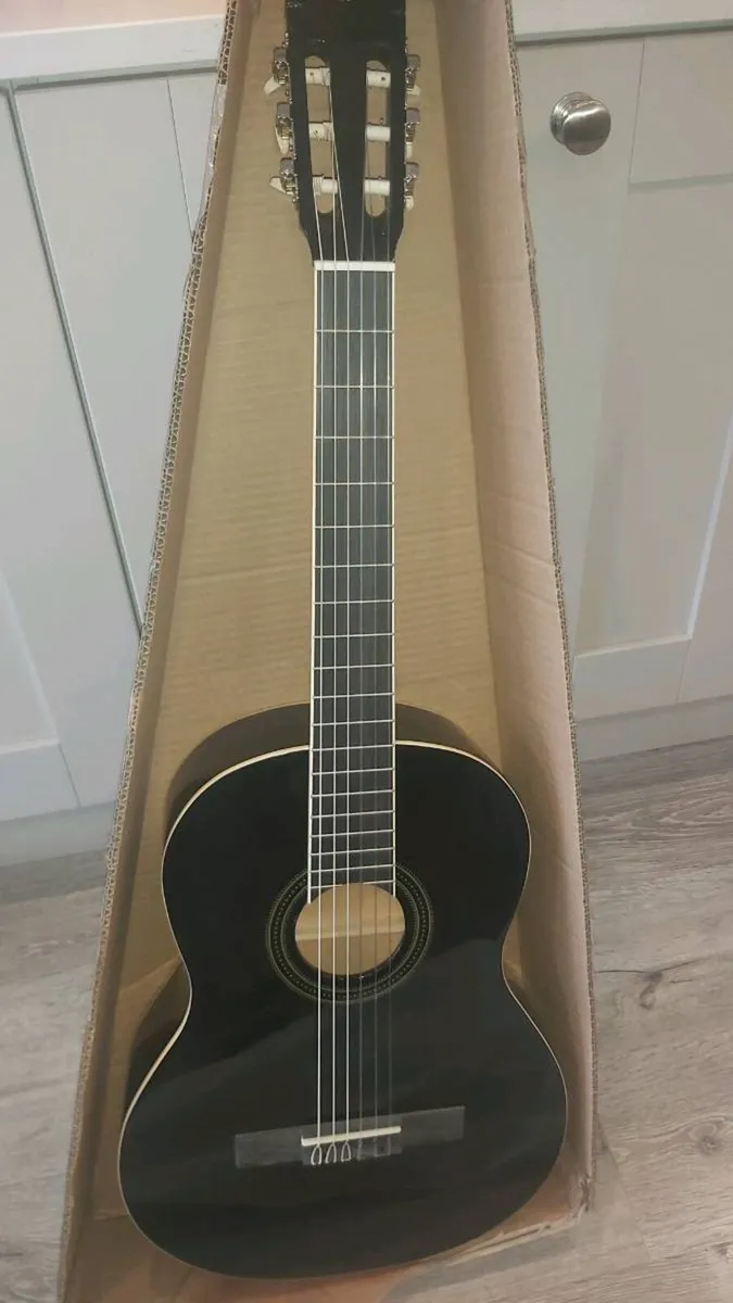 Classic Guitar - Image 3