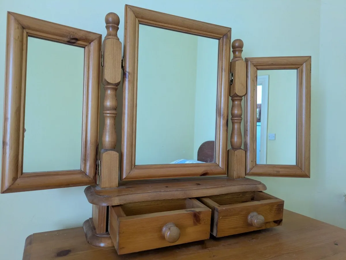Dresser with mirror - Image 4