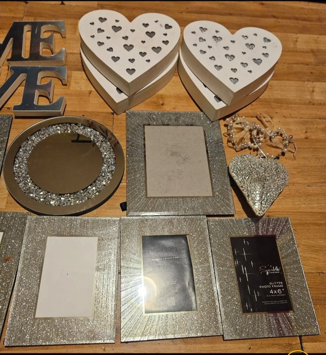 Mixed Lot of Glittery Home Items - Image 1