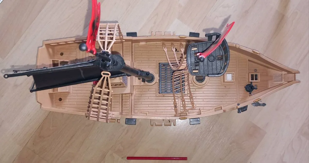 Playmobil Pirate Raiders' Ship - Image 3