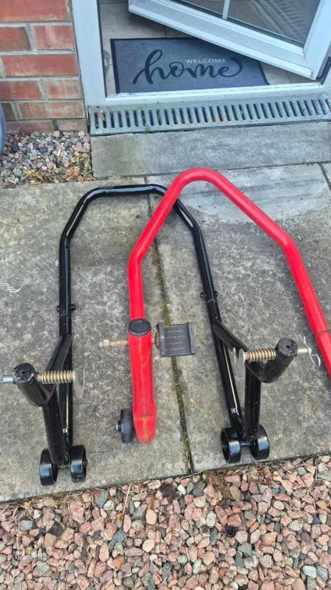 Motorbike paddock stand - Image 1