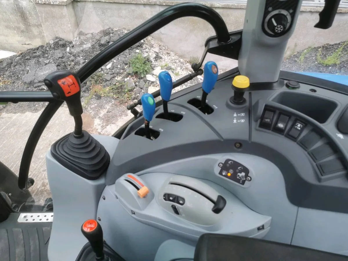 New holland t5 - Image 4