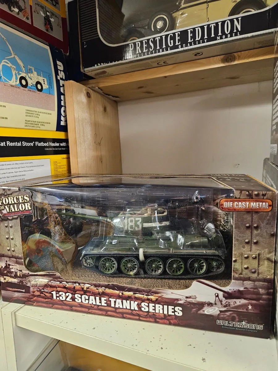 Corgi Forces of Valor Russian WW2 T34 - Image 1
