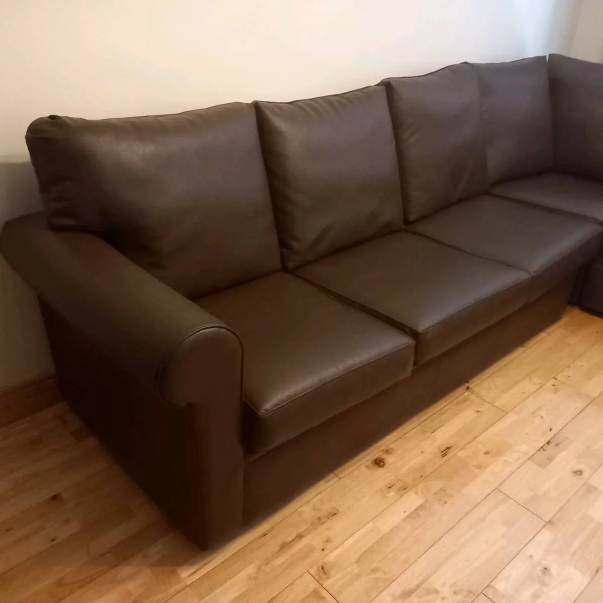 Corner couch - Image 3