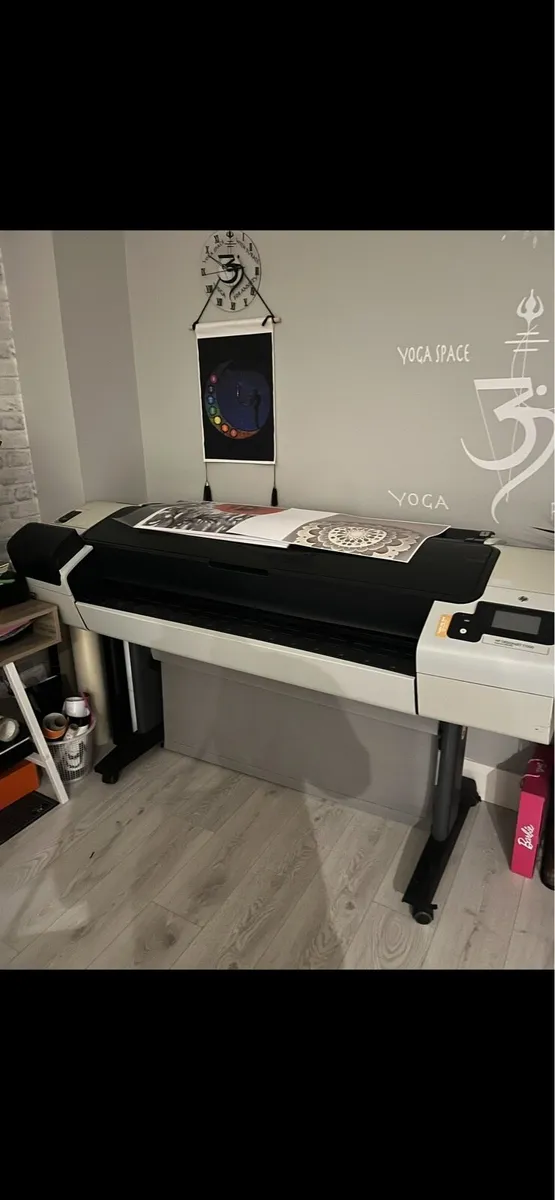 Large format Printer. HP 44” Designjet - Image 1