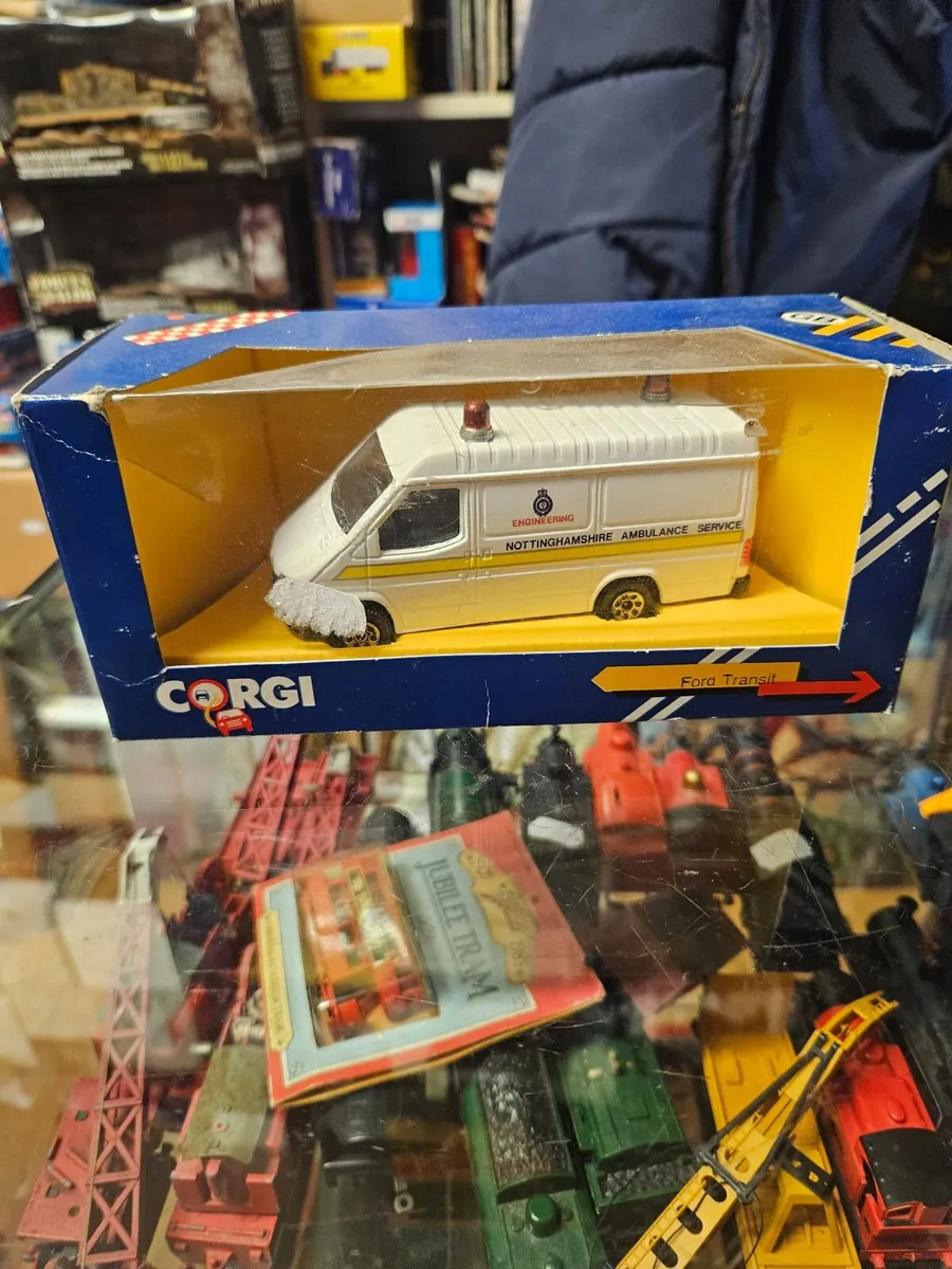 Corgi Ford Transit Van - Image 2