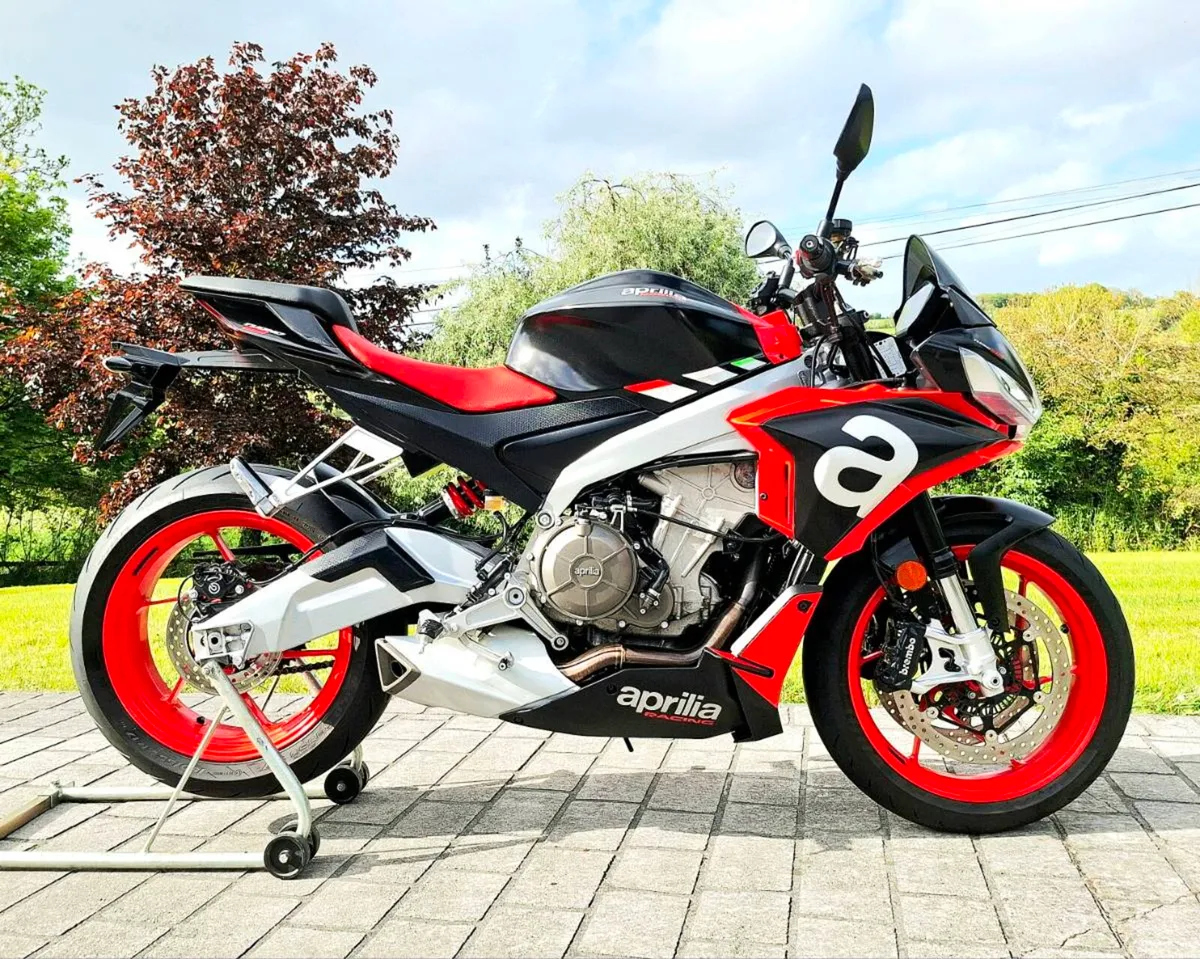 Aprilia Tuono 660 - Image 1