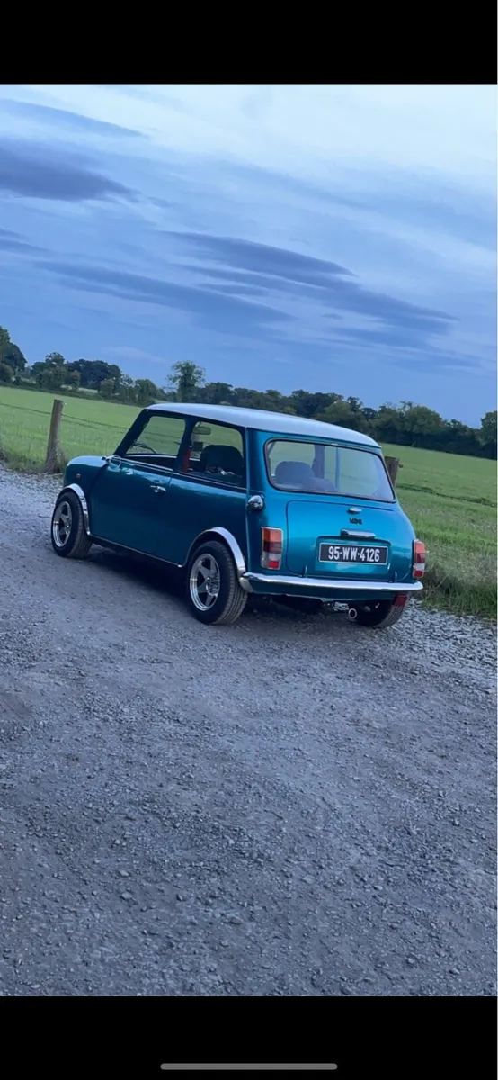 Austin mini side walk - Image 2