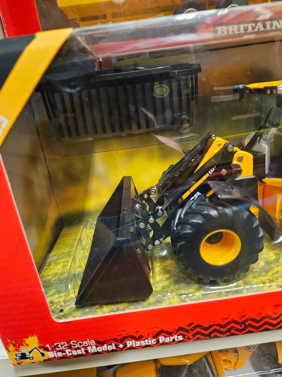 Britain's JCB Loader - Image 2