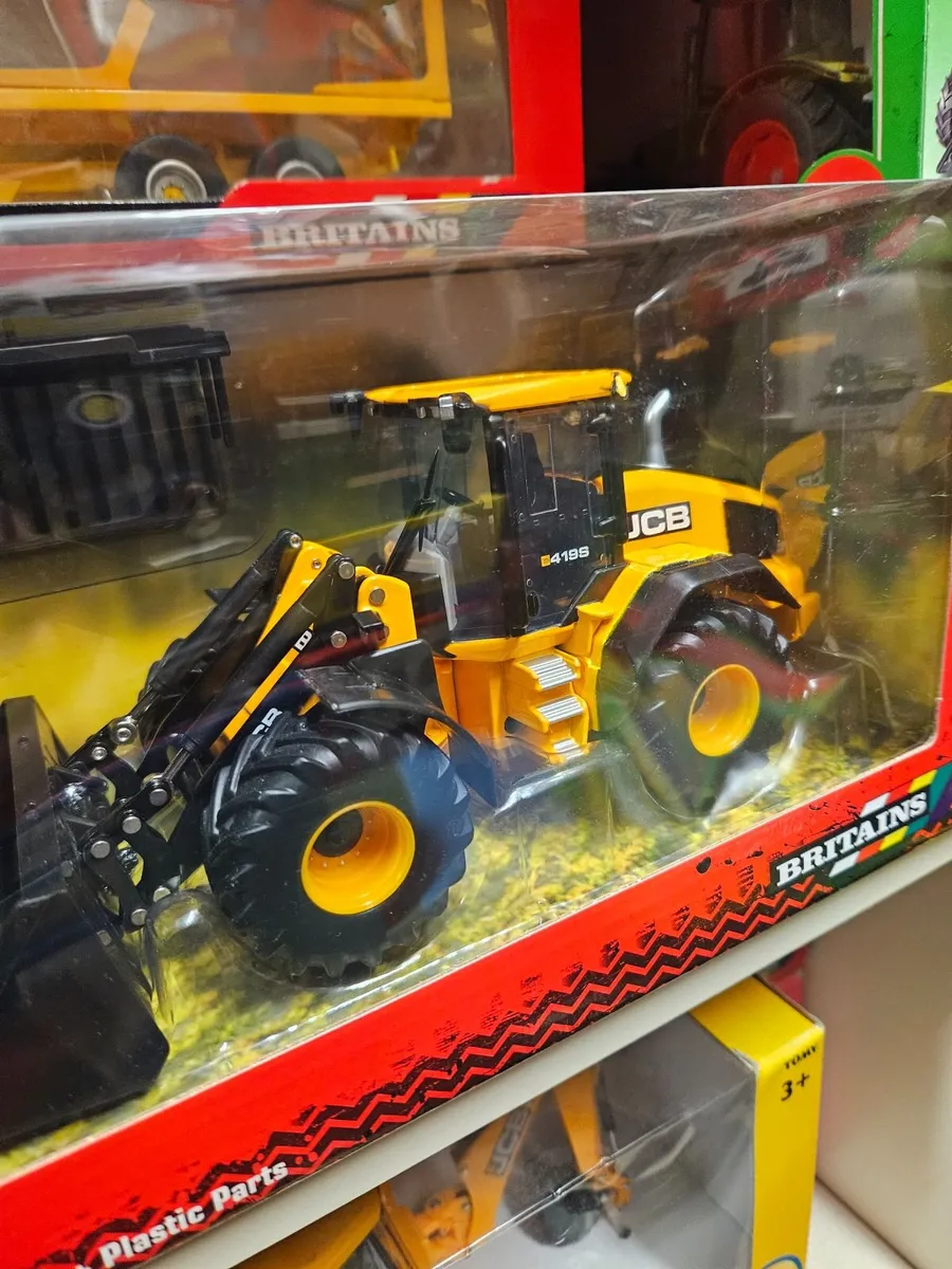 Britain's JCB Loader - Image 3