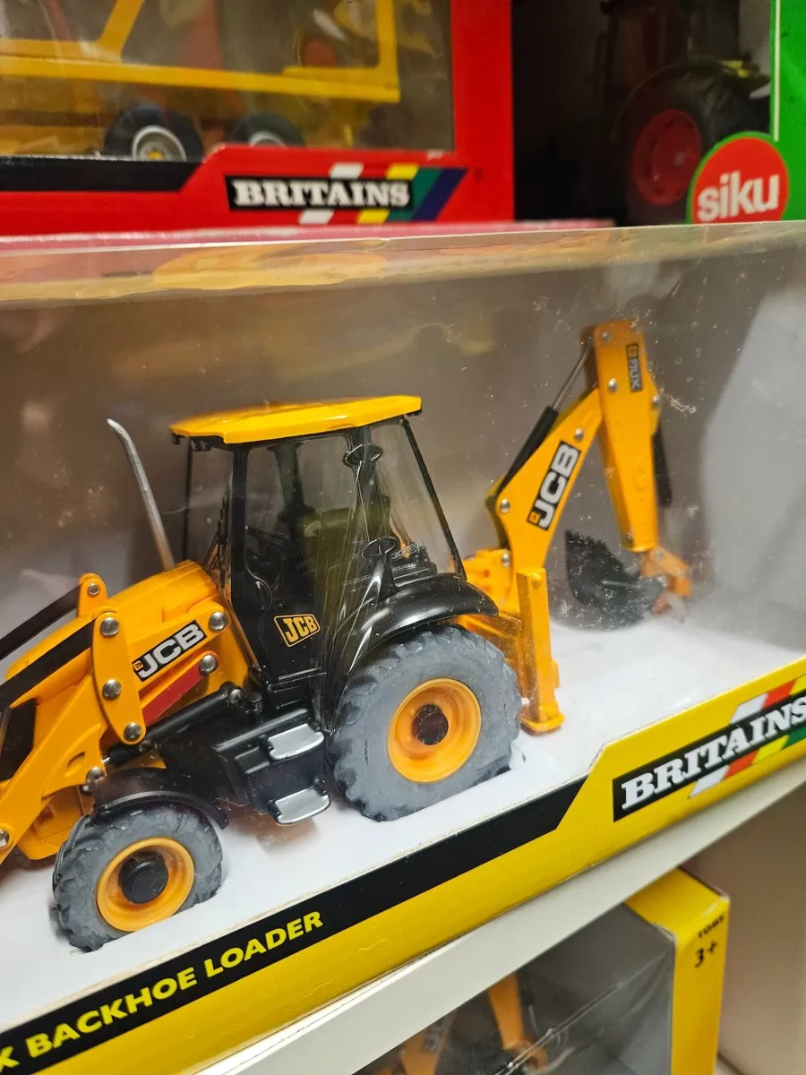 Britain's JCB Blackhoe Loader - Image 2