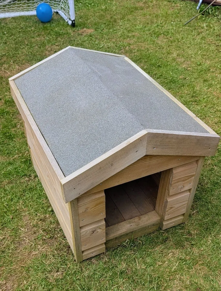 Small dog house - 60 x 50 x 50cm - Image 1