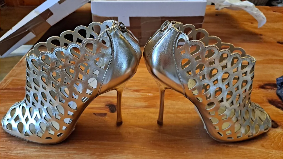 Karen Millen laser cut shoes - Image 2