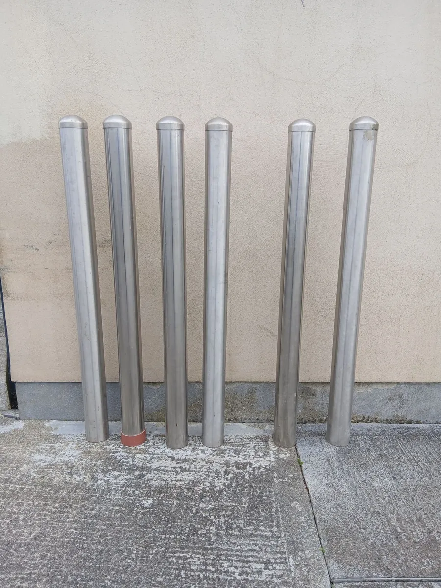 Bollards - Image 3