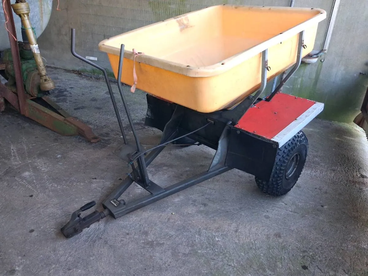 Quad spreader - Image 1