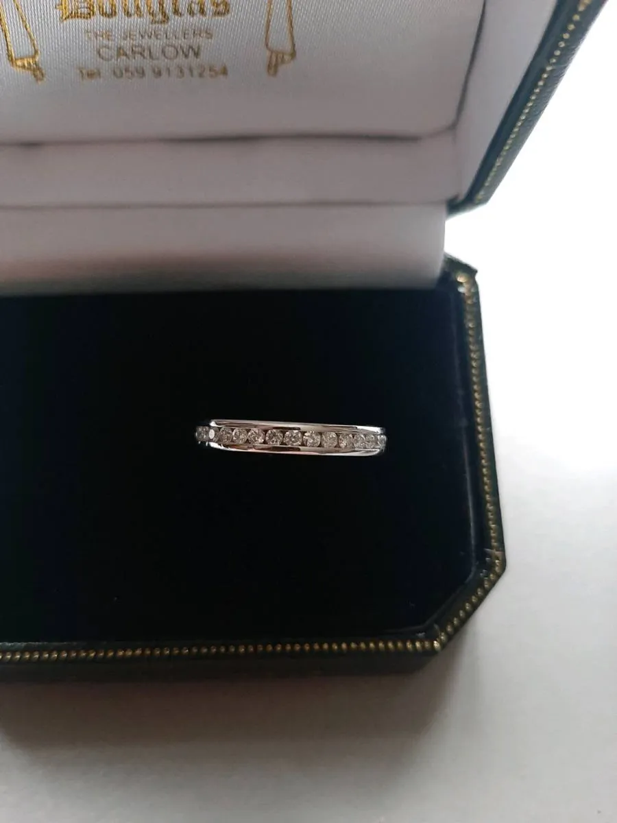 Engagement ring - Image 4