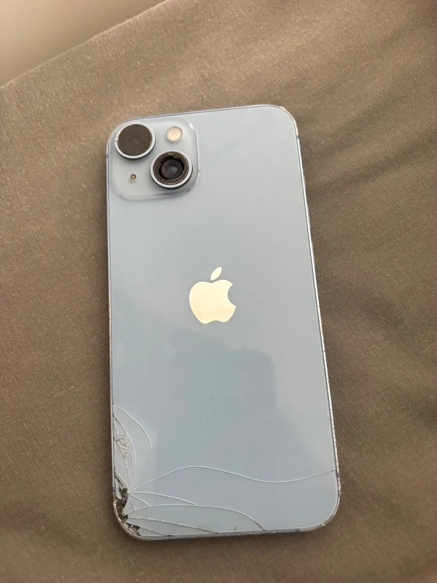Iphone 14 - Image 4