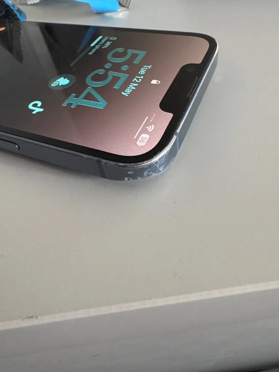 Iphone 14 - Image 2