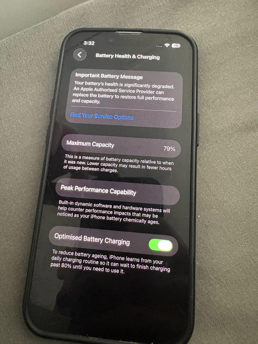 Iphone 14 - Image 3