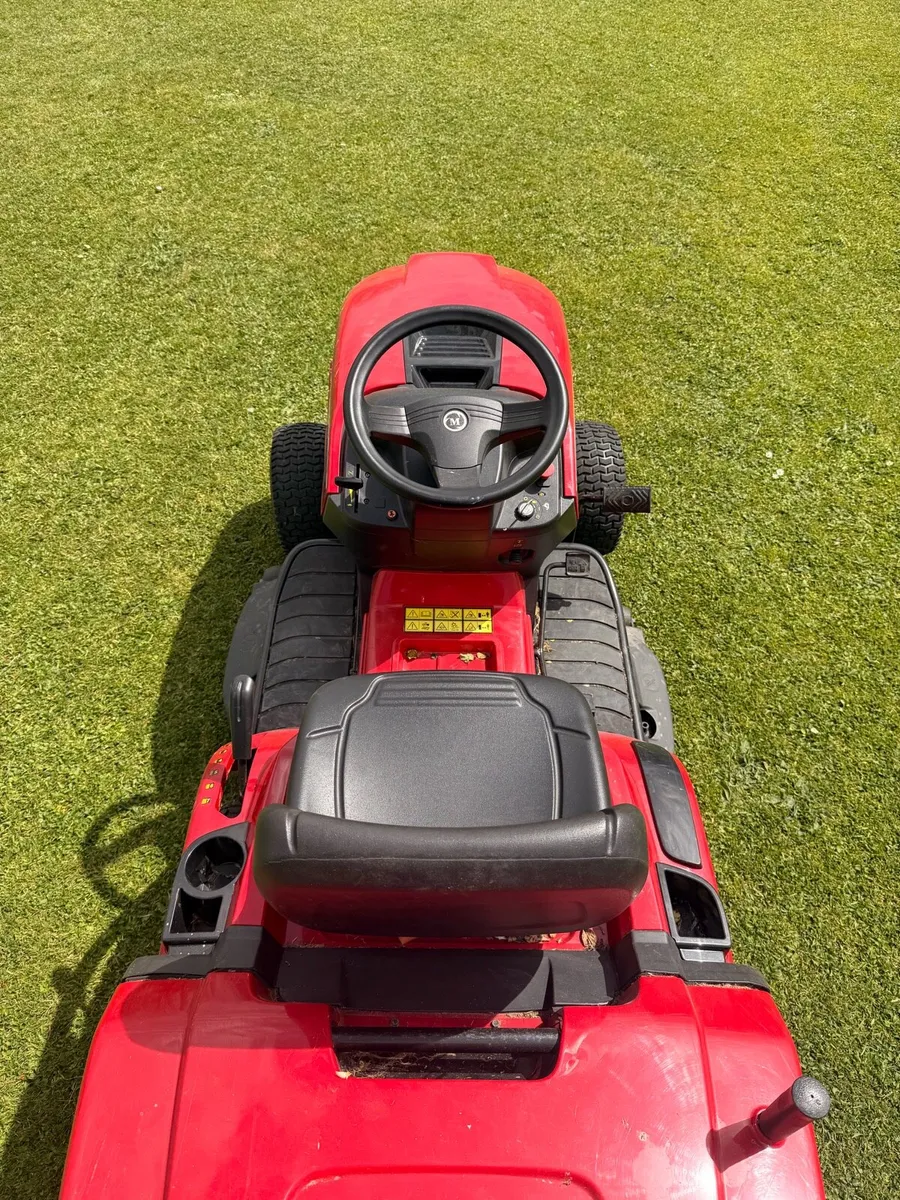 Mountfield Ride on lawnmower - Image 4
