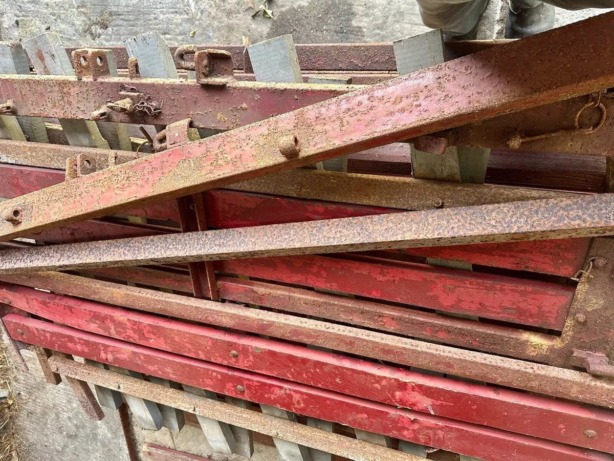 Arch trailer top Creels / Loading Ramp - Image 2