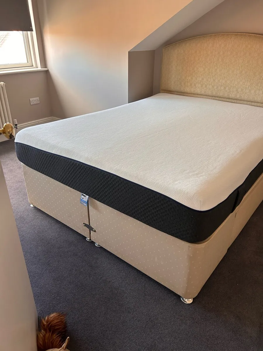 Bed frame and mattress - Image 1