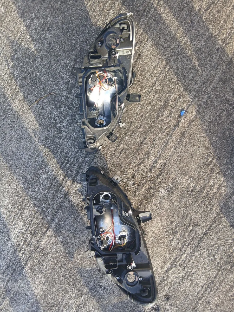 Lefthand drive vito headlights new - Image 4