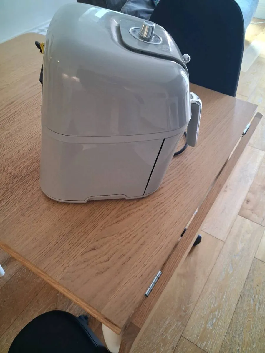 Air fryer - Image 2